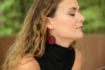 Round Purpleheart Wood Dangle Earrings